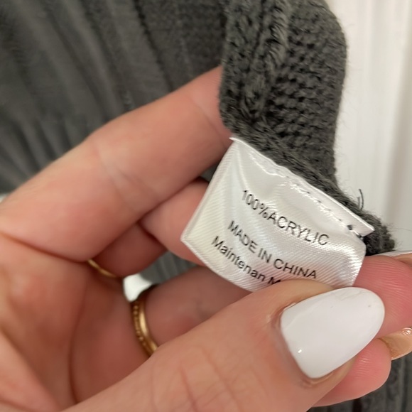 NWT oversized sweater cardigan - Picture 6 of 6